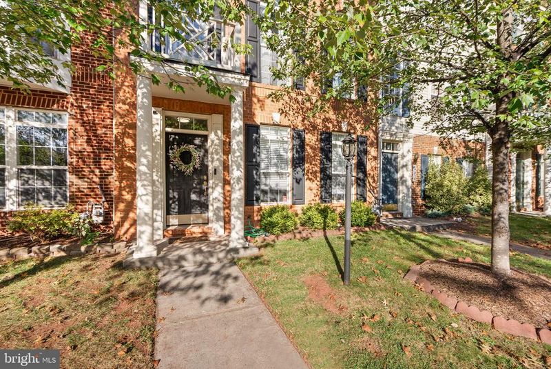44292 Pawnee Ter, Ashburn, VA 20147
