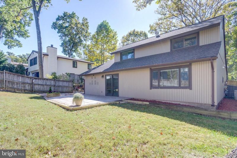 10508 Indigo Ln, Fairfax, VA 22032