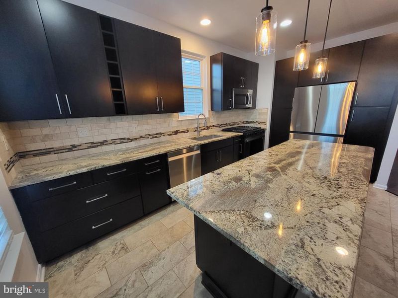 42948 Brookton Way, Ashburn, VA 20147