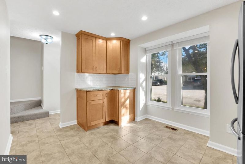 9114 Aspenpark Ct, Lorton, VA 22079