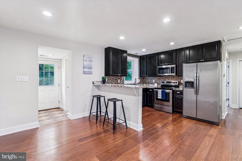 7917 Johnson Ave, Glenarden, MD 20706