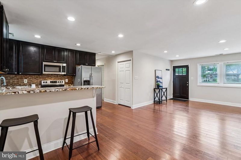 7917 Johnson Ave, Glenarden, MD 20706