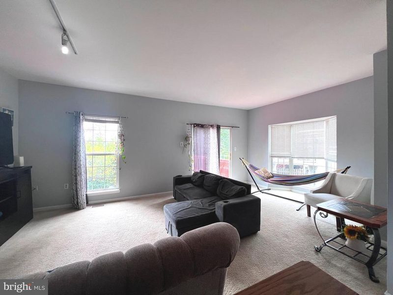 507 Breckinridge Sq SE, Leesburg, VA 20175