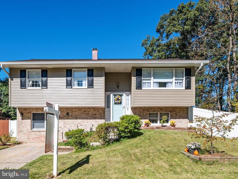 454 Nolheight Rd, Glen Burnie, MD 21061