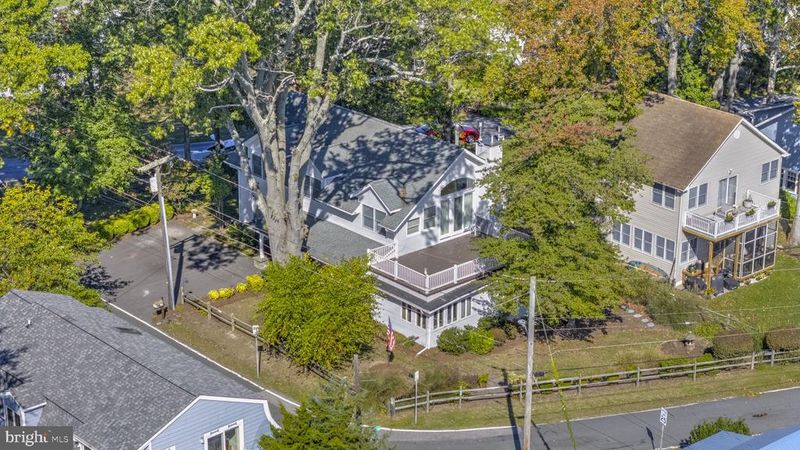 6021 Melbourne Ave, Deale, MD 20751