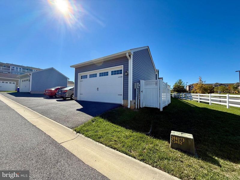 1315 Marsalis Pl, Frederick, MD 21702