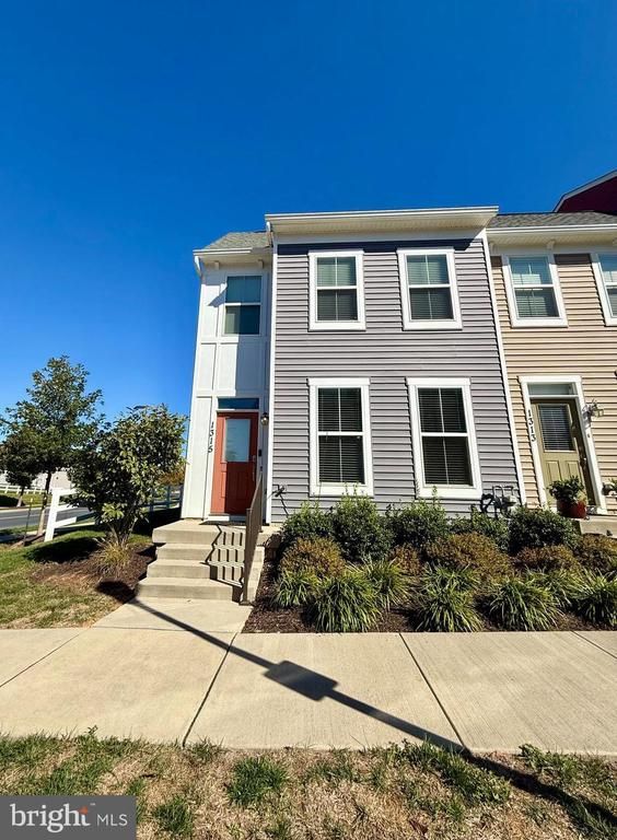 1315 Marsalis Pl, Frederick, MD 21702