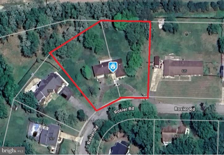 701 Rosier Rd, Fort Washington, MD 20744