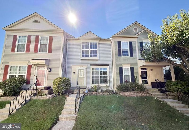 7213 Stover Dr, Alexandria, VA 22306