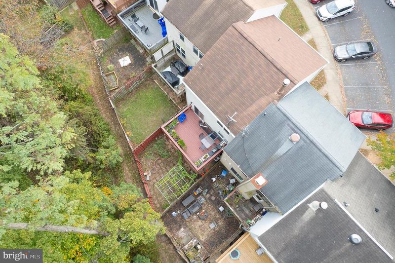 13007 Climbing Ivy Dr, Germantown, MD 20874