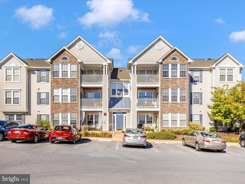 5620 Avonshire Pl #F, Frederick, MD 21703