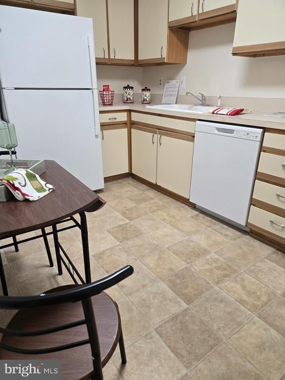 15107 Interlachen Dr #2-321, Silver Spring, MD 20906