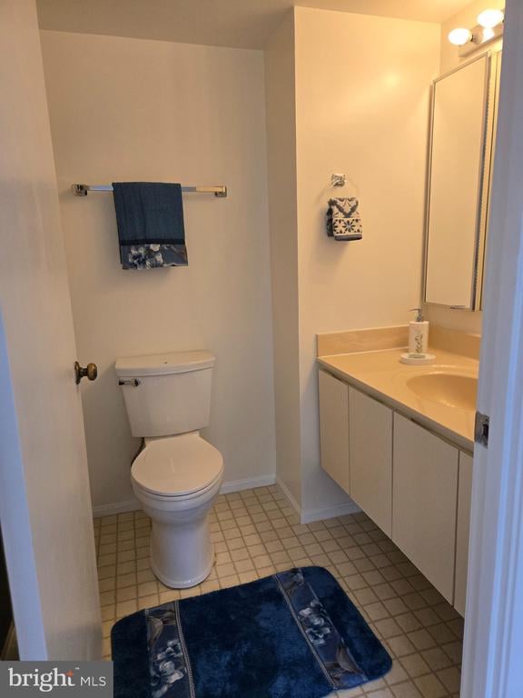 15107 Interlachen Dr #2-321, Silver Spring, MD 20906