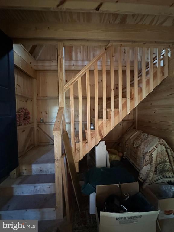 18524 Beallsville Rd, Poolesville, MD 20837