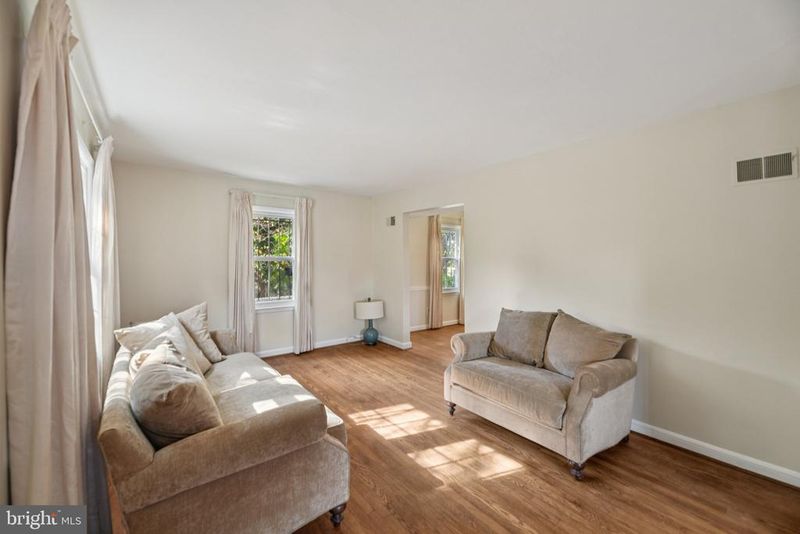 6716 Conley Rd, Hyattsville, MD 20783