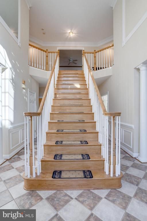 9370 Colbert Ct, Fairfax, VA 22032