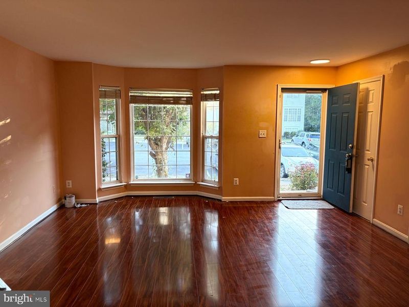 15869 Pebblewood St, Dumfries, VA 22025