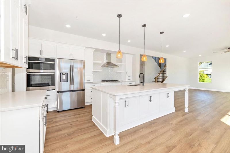9 Fox Rock Dr, Myersville, MD 21773
