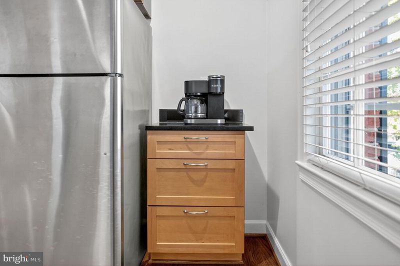 500 N Bashford Ln #3321, Alexandria, VA 22314