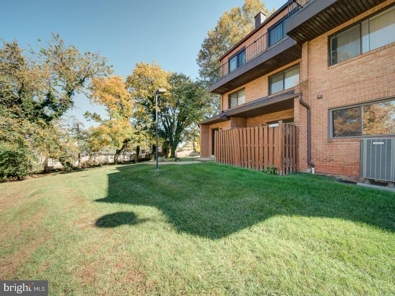 3459 Summit Ct NE #3459, Washington, DC 20018