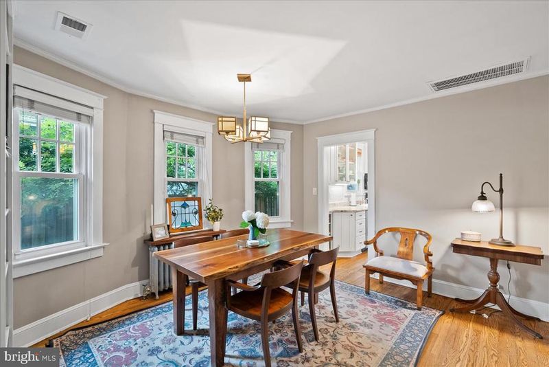 23 E Walnut St E, Alexandria, VA 22301