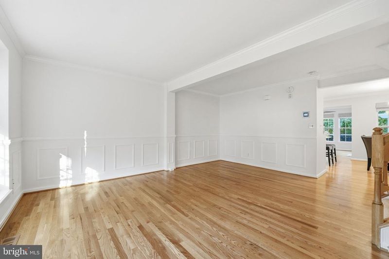 15739 Viewpoint Cir, Dumfries, VA 22025