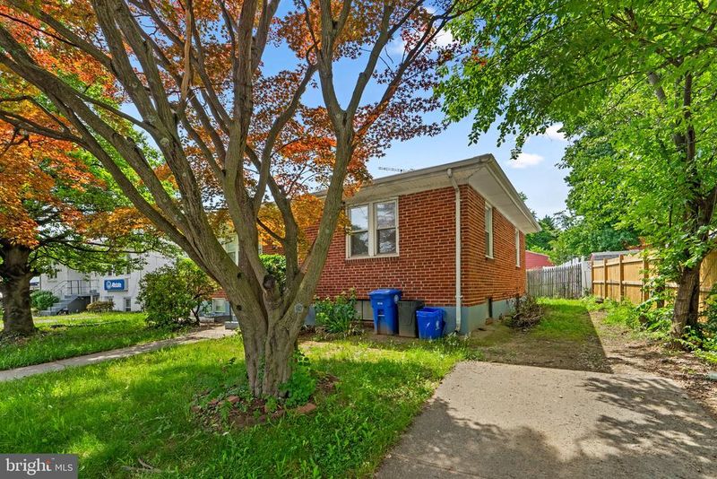 10112 Sutherland Rd, Silver Spring, MD 20901