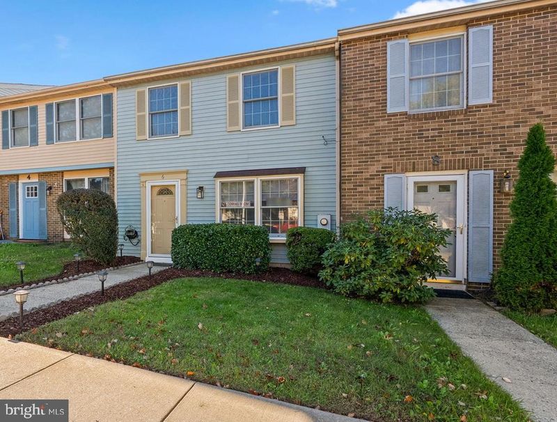 6 Valley Park Ct, Damascus, MD 20872