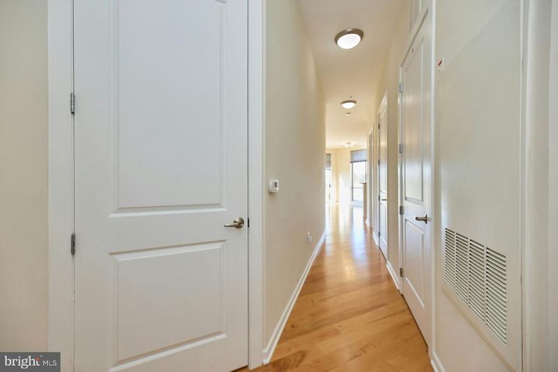 2200 N Westmoreland St #516, Arlington, VA 22213