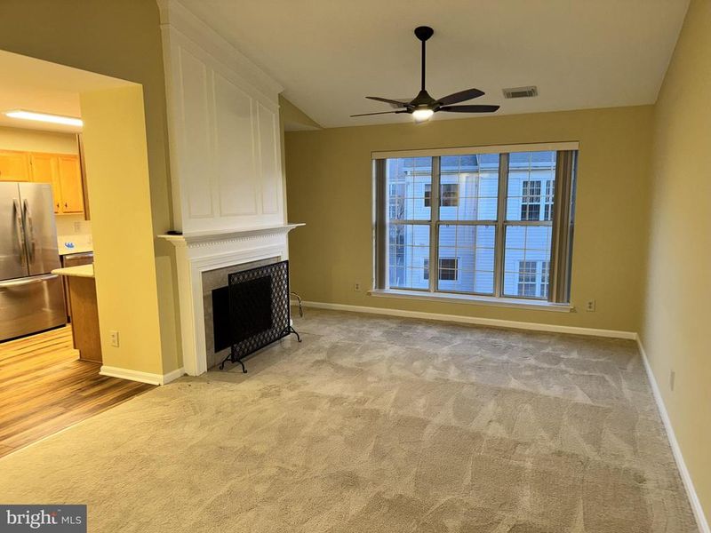1129 Huntmaster Ter NE #301, Leesburg, VA 20176