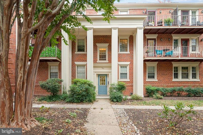 1403 E Abingdon Dr #6, Alexandria, VA 22314