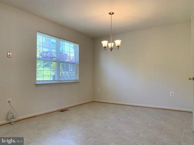 405 Independence Dr, Stafford, VA 22554