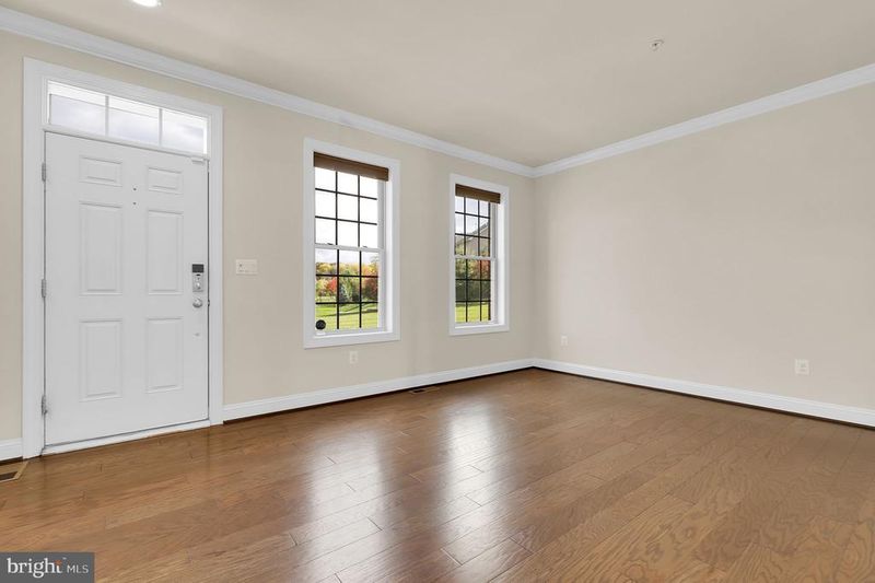 10934 Haven Park Cir, Monrovia, MD 21770