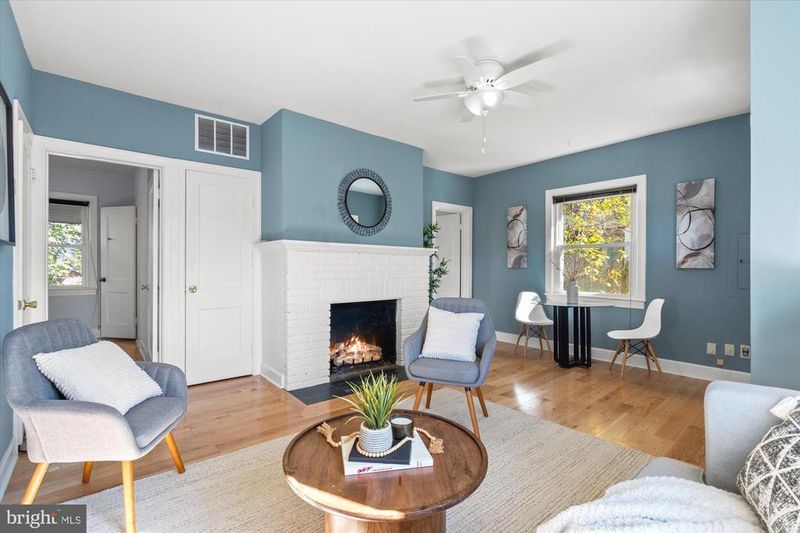 1611 13th St S, Arlington, VA 22204