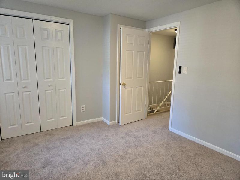 20535 Strath Haven Dr, Montgomery Village, MD 20886