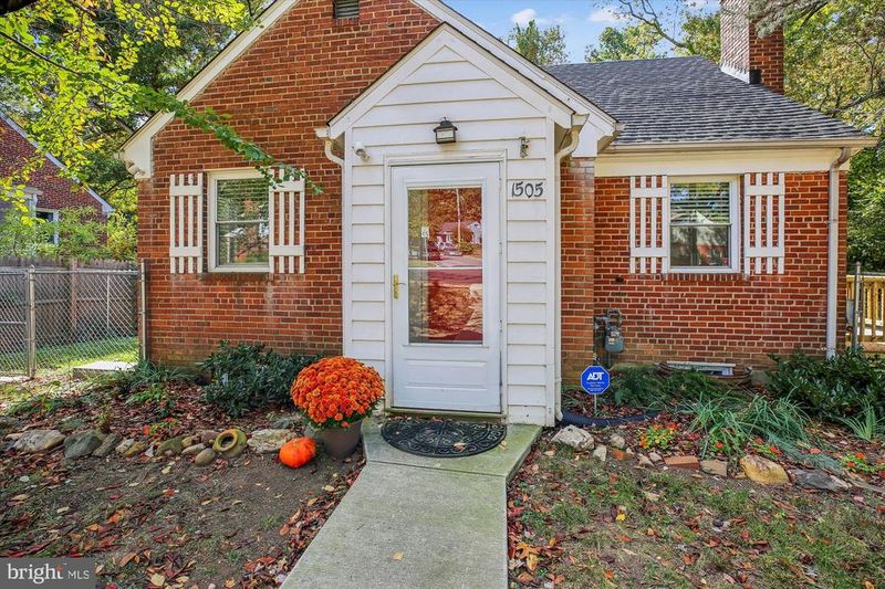 1505 Drexel St, Takoma Park, MD 20912