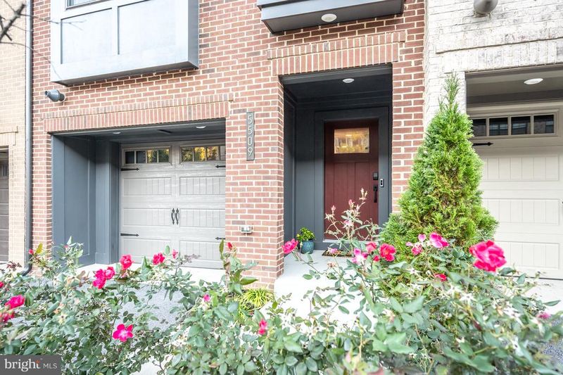 5509 Valmarana Way, Alexandria, VA 22312