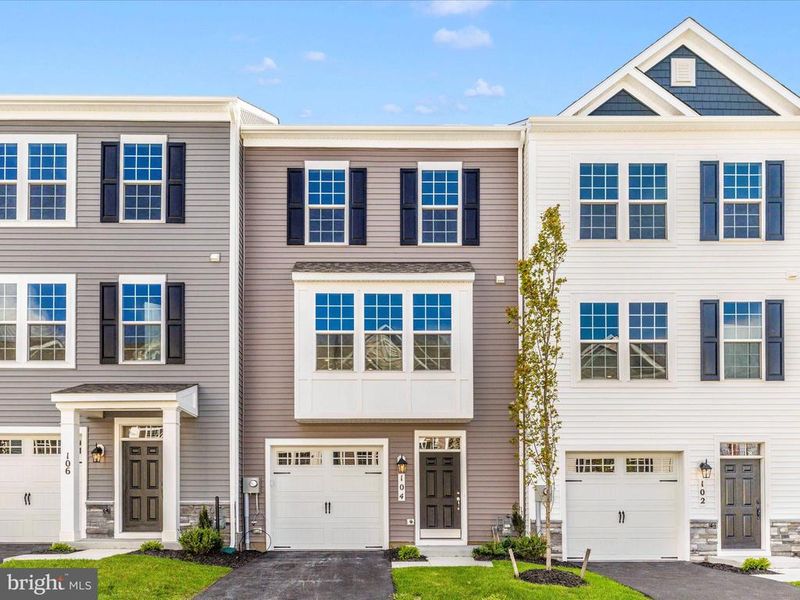 104 Spring Bank Way, Frederick, MD 21701