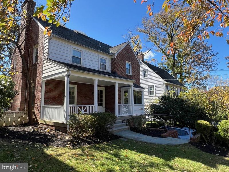 4130 Leland St, Chevy Chase, MD 20815