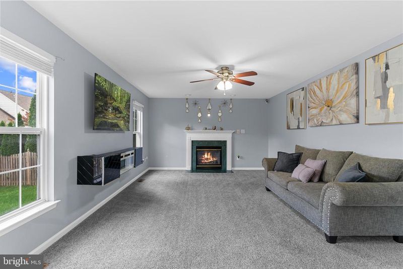 5203 Ivywood Dr S, Frederick, MD 21703