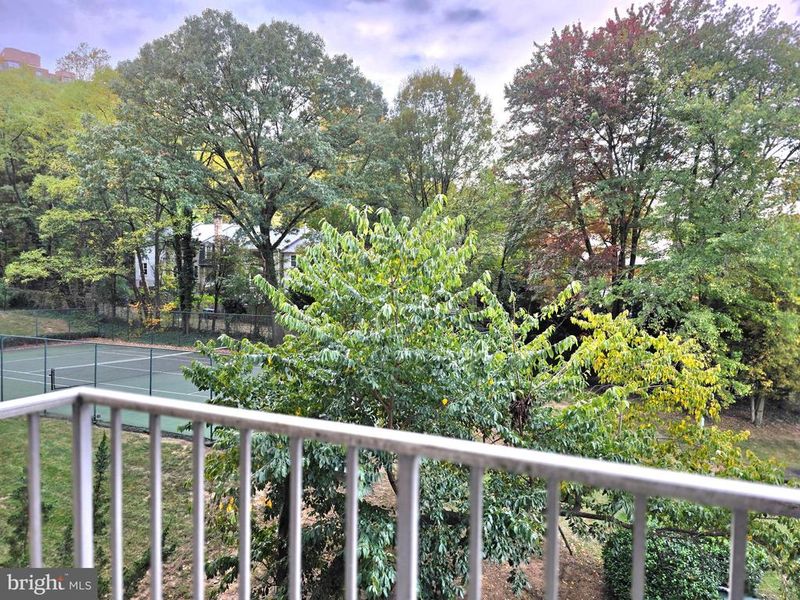 2059 Huntington Ave #312, Alexandria, VA 22303