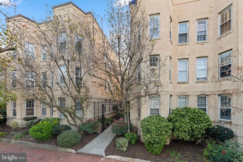 117 E St SE #103, Washington, DC 20003