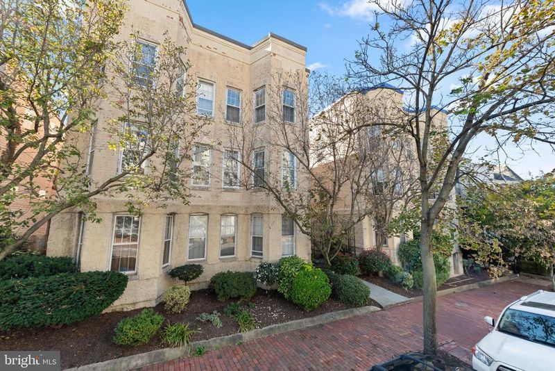 117 E St SE #103, Washington, DC 20003