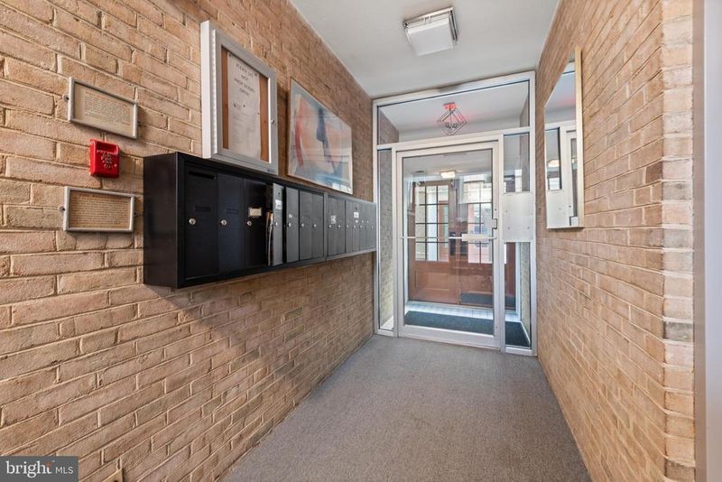 117 E St SE #103, Washington, DC 20003