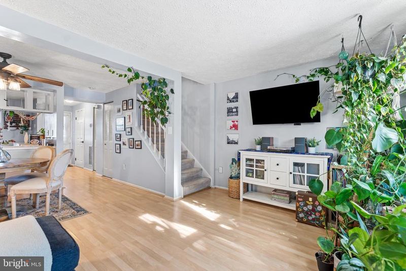 5819 Whitfield Ct, Frederick, MD 21703