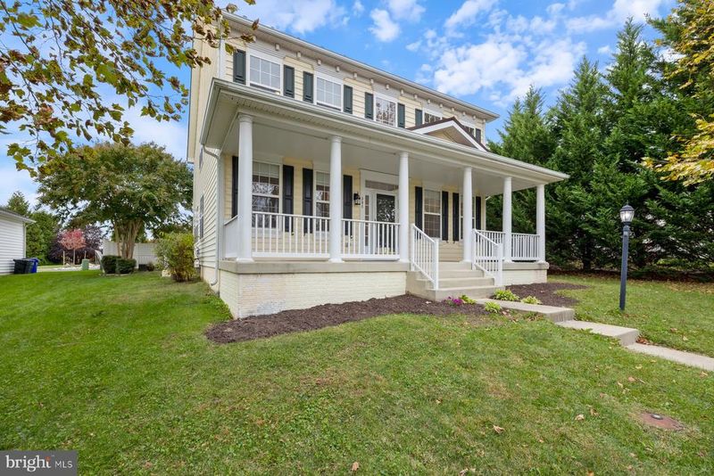 308 E Wainscot Dr, New Market, MD 21774