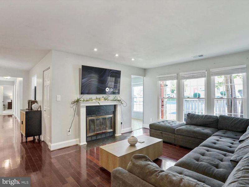 11303 Appledowre Way #119, Germantown, MD 20876