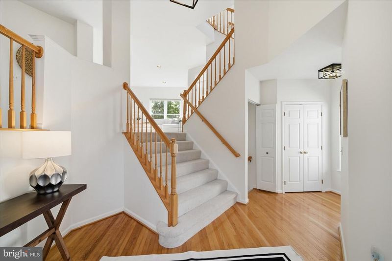 3116 White Daisy Pl, Fairfax, VA 22031