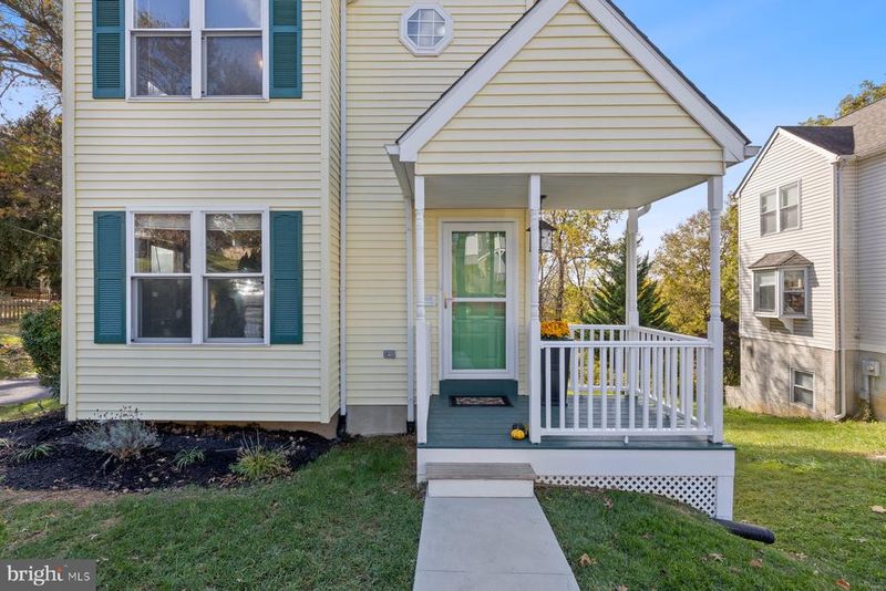 822 E B St, Brunswick, MD 21716