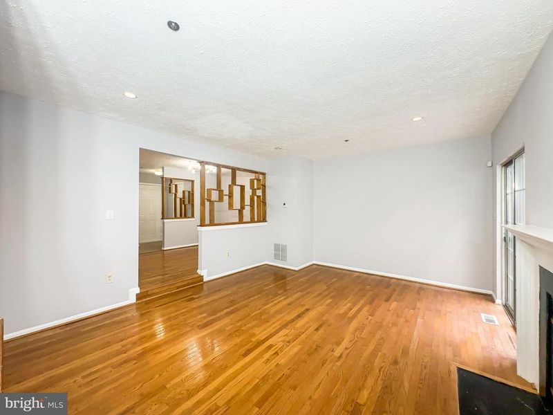 3714 Silver Park Ct, Suitland, MD 20746